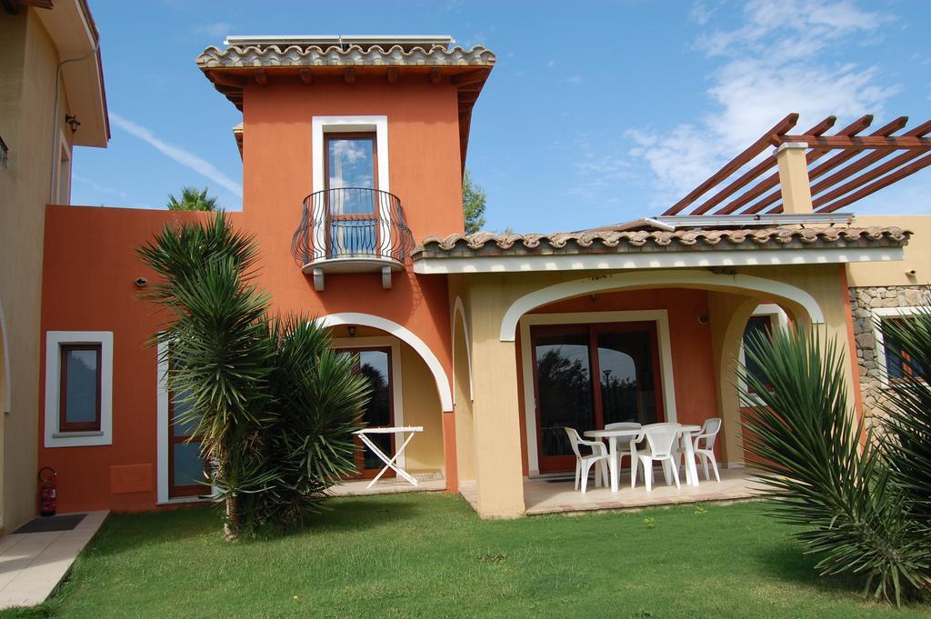 Aparthotel I Lentischi Villasimius Zimmer foto