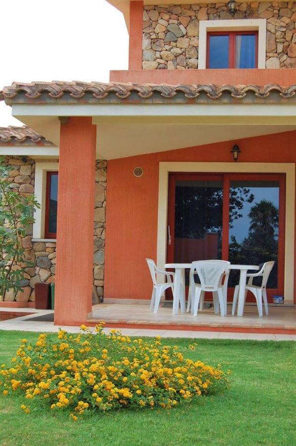 Aparthotel I Lentischi Villasimius Zimmer foto